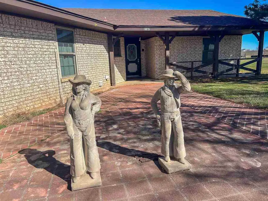 2182 VAUGHN ROAD, Burkburnett, TX 76354 - Image #2