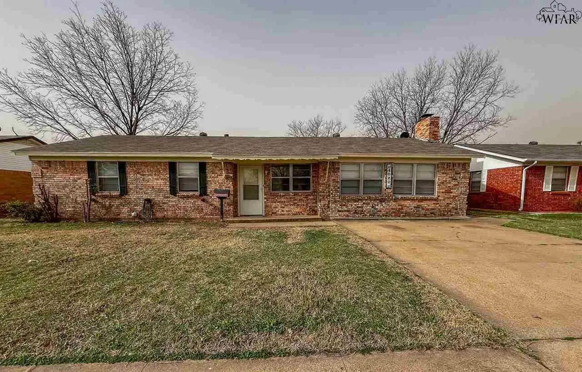 4022 HOOPER DRIVE, Wichita Falls, TX 76306 - Image #1