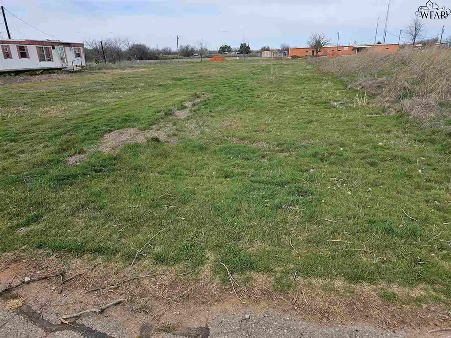 00 W 6TH STREET, Burkburnett, TX 76354 - Image #3