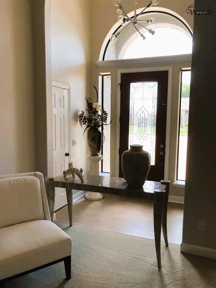 1716 ROCKRIDGE DRIVE, Wichita Falls, TX 76309 - Image #2