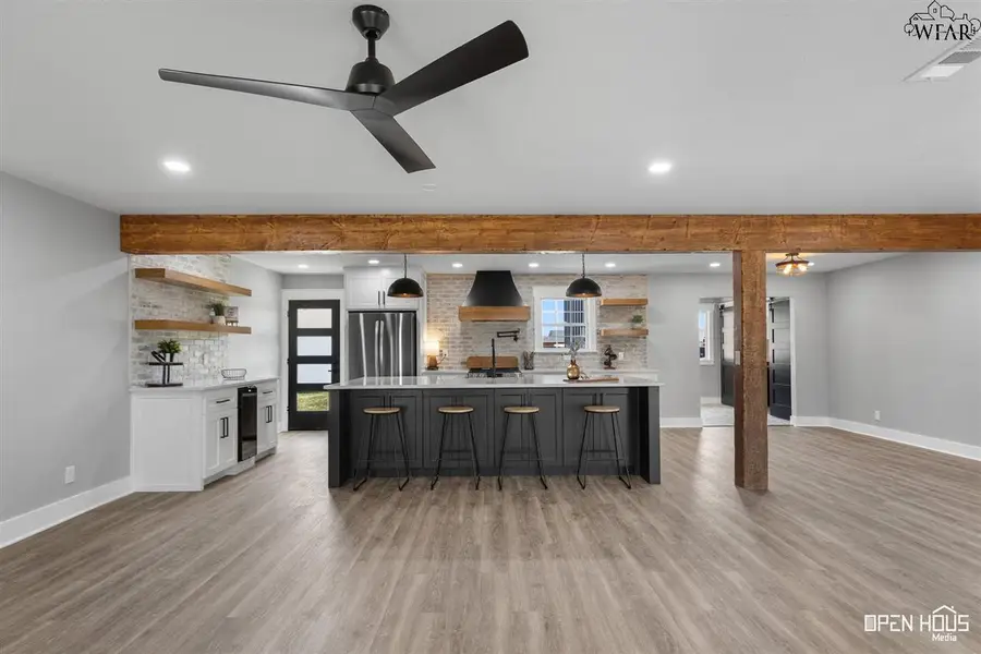 110 S CRESCENT DRIVE, Electra, TX 76360 - Image #3