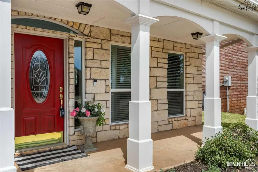 2804 S SHEPHERDS GLEN, Wichita Falls, TX 76308-0000 - Image #2