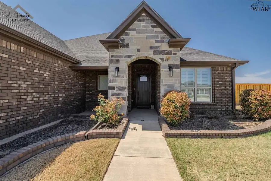 4810 Lamplighter Ln, Wichita Falls, TX 76308 - Image #2