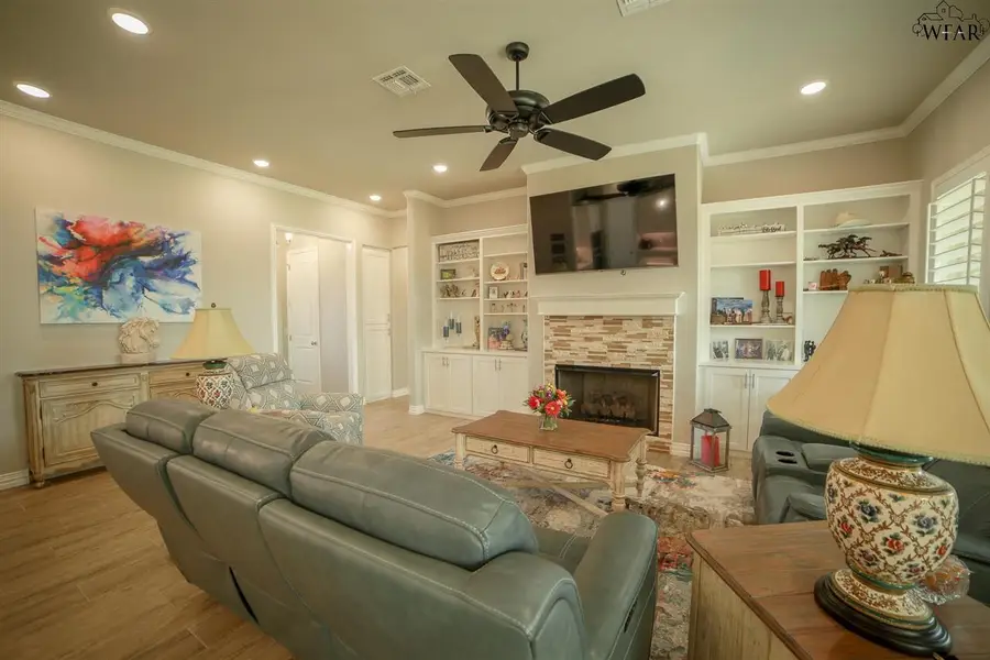 4304 SHADY GROVE LANE, Wichita Falls, TX 76308 - Image #3