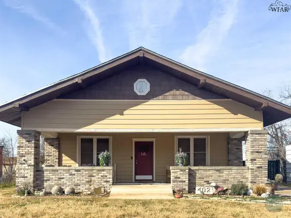 402 AVENUE I, Chillicothe, TX 79225