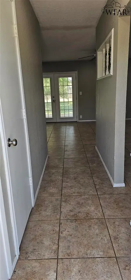 1620 GRANDVIEW WEST, Wichita Falls, TX 76306 - Image #2