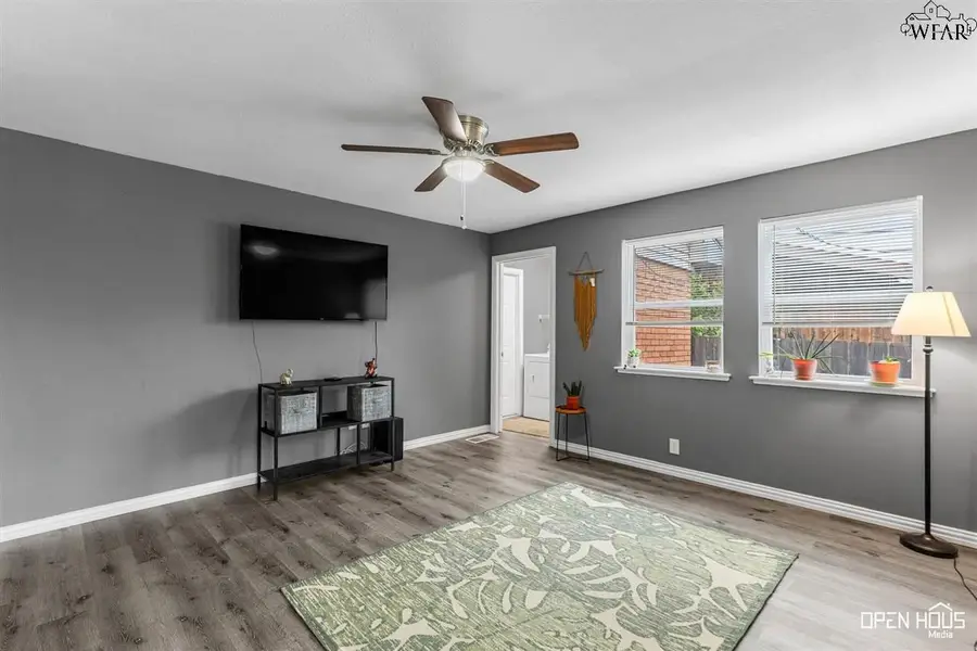 4663 MISTLETOE DRIVE, Wichita Falls, TX 76310 - Image #2