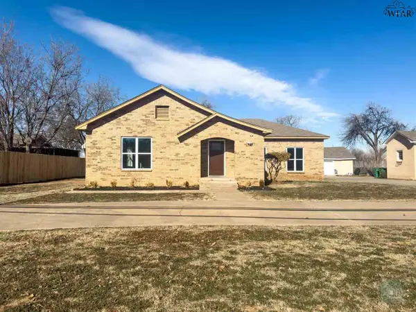 2604 PARADISE STREET, Vernon, TX 76384