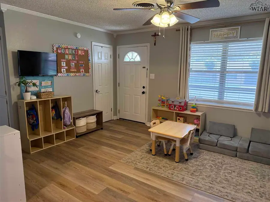 607 HAZEL DRIVE, Burkburnett, TX 76354 - Image #2