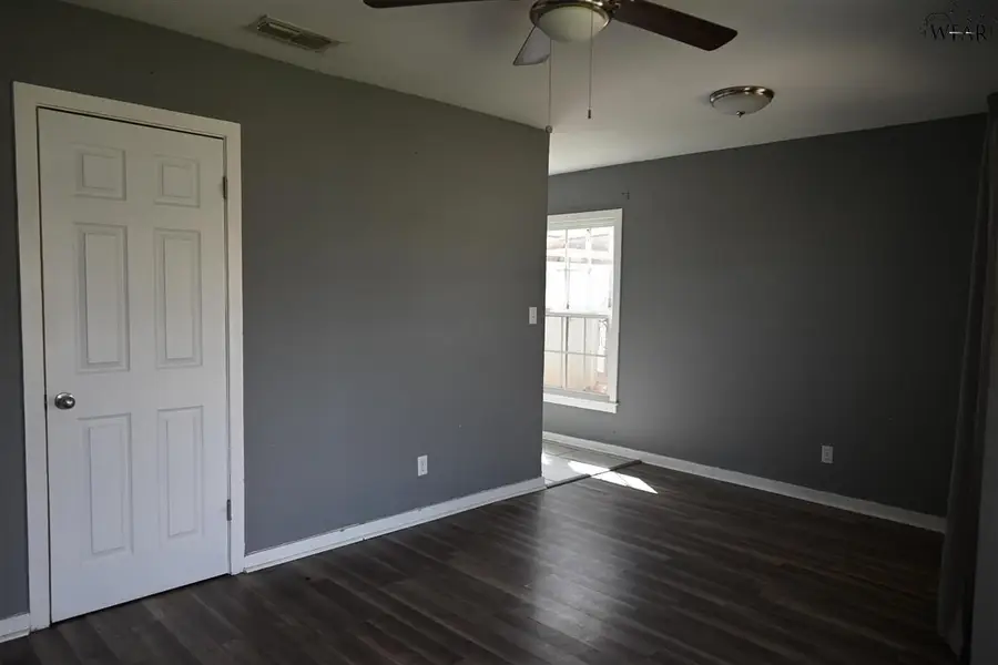 2949 CUNNINGHAM DRIVE, Wichita Falls, TX 76308 - Image #3