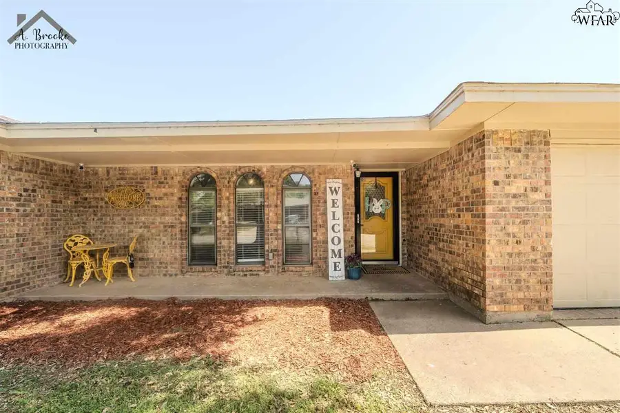 4805 WYNN CIRCLE, Wichita Falls, TX 76308 - Image #2