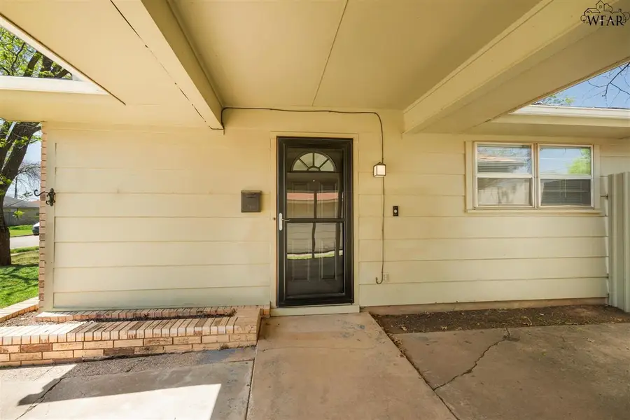 4106 BEARD AVENUE, Wichita Falls, TX 76308 - Image #2