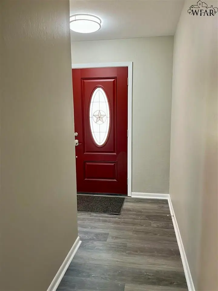 1000 ARTHUR STREET, Burkburnett, TX 76354 - Image #2