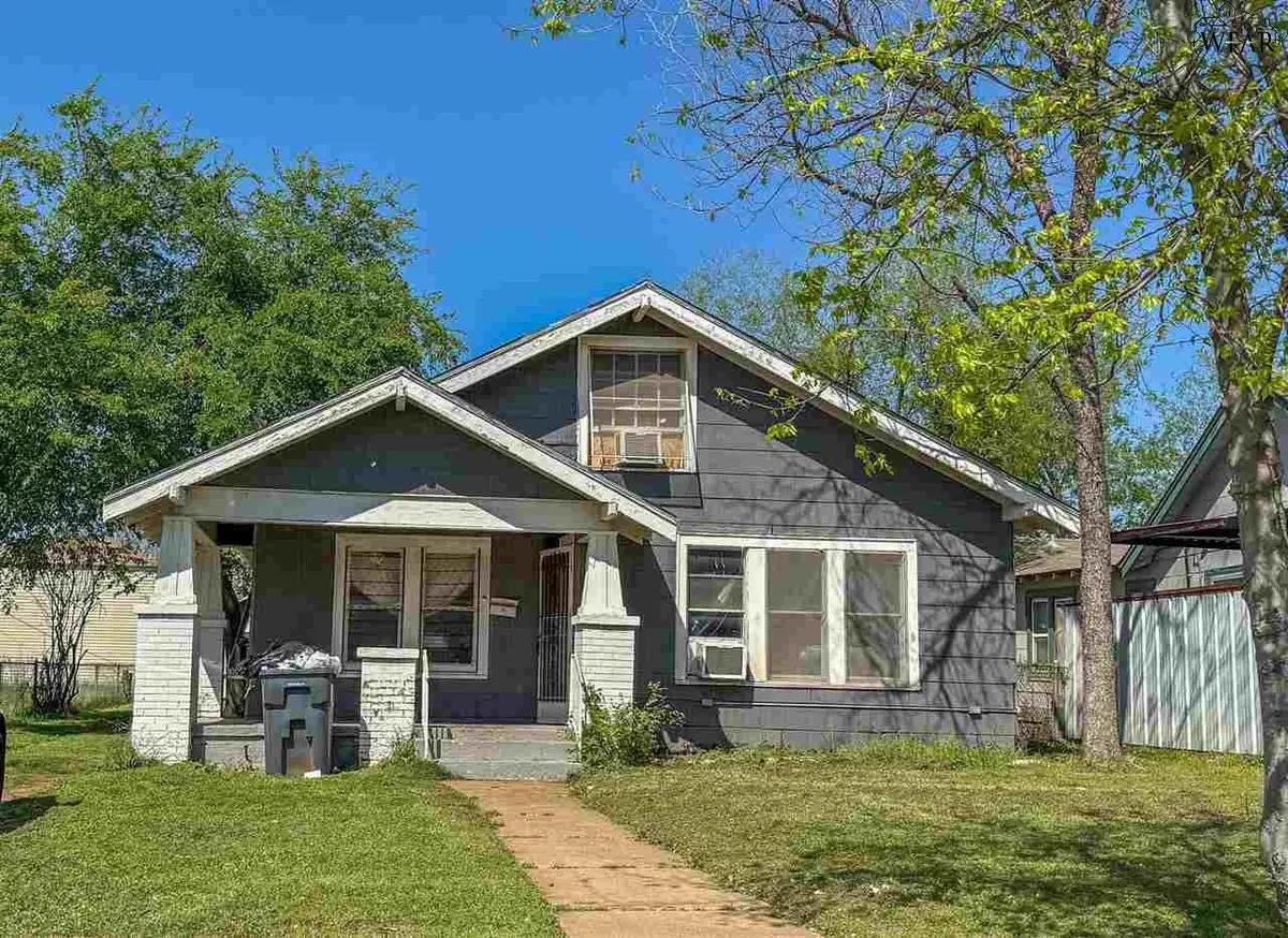 2102 JONES STREET, Wichita Falls, TX 76309 - Image #1