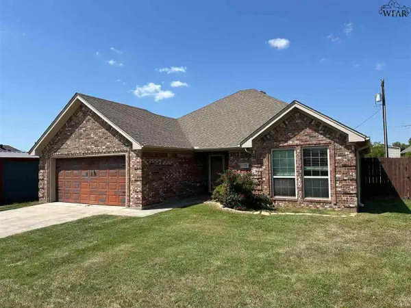 330 MARINERS WAY, Wichita Falls, TX 76308
