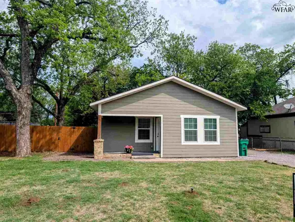 405 E 5TH STREET, Burkburnett, TX 76354