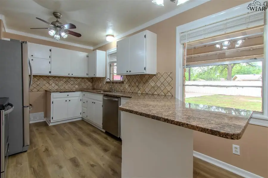 1307 MARY DRIVE, Iowa Park, TX 76367 - Image #2