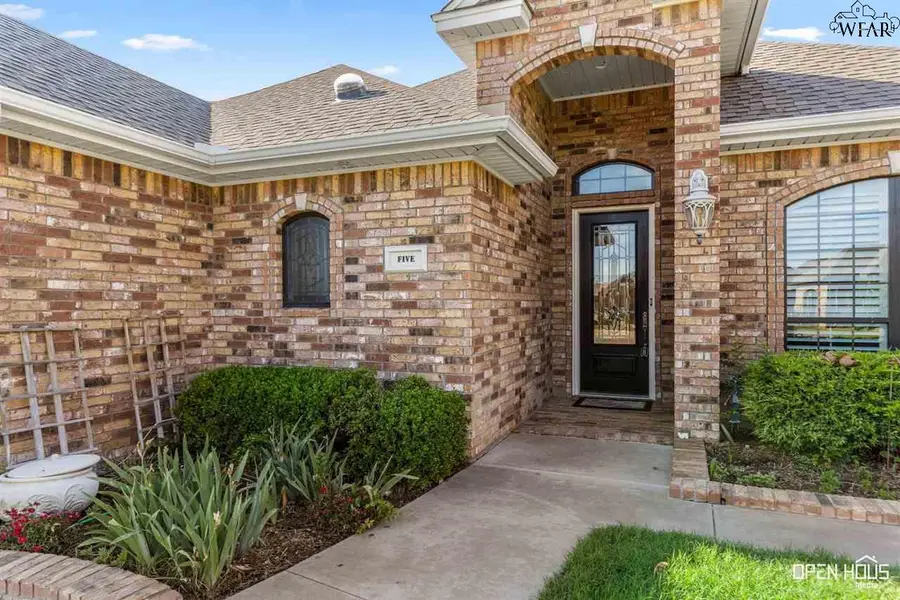 5 VILLA COURT, Wichita Falls, TX 76308 - Image #2