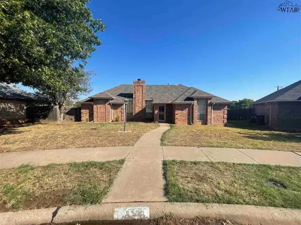 5203 PEBBLESTONE DRIVE, Wichita Falls, TX 76306