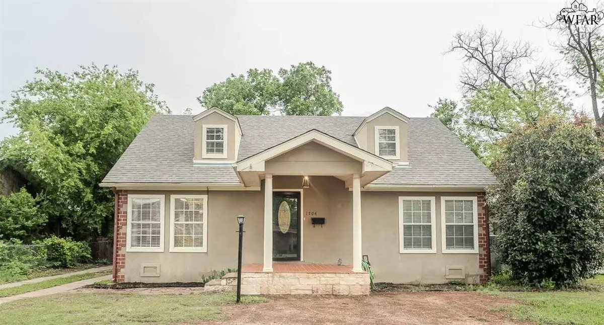 1704 WOODROW AVENUE, Wichita Falls, TX 76301 - Image #1
