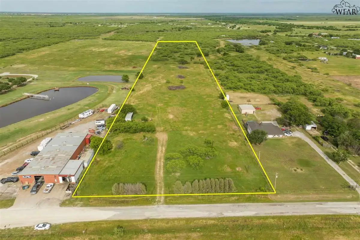 4572 HUFF ROAD, Wichita Falls, TX 76310 - Image #1