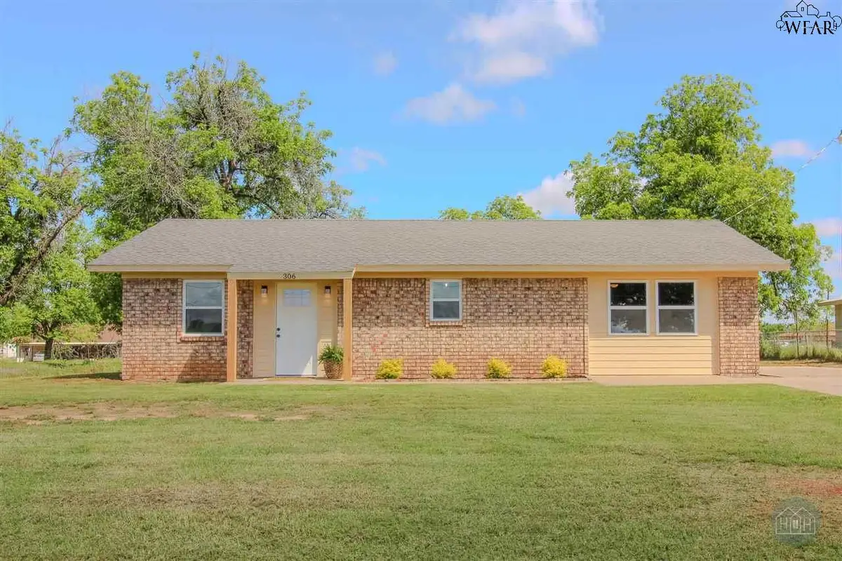 306 RINCON, Vernon, TX 76384 - Image #1
