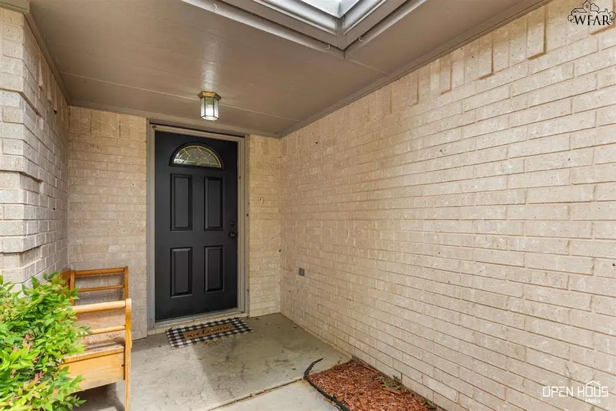 5031 BAYBERRY DRIVE, Wichita Falls, TX 76310 - Image #3