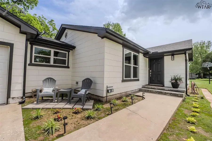 124 ROSE STREET, Burkburnett, TX 76354 - Image #3