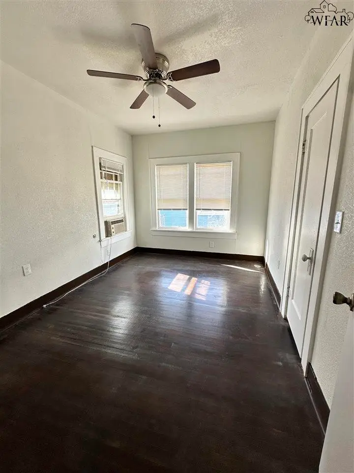 2205 TAYLOR STREET, Wichita Falls, TX 76309 - Image #3