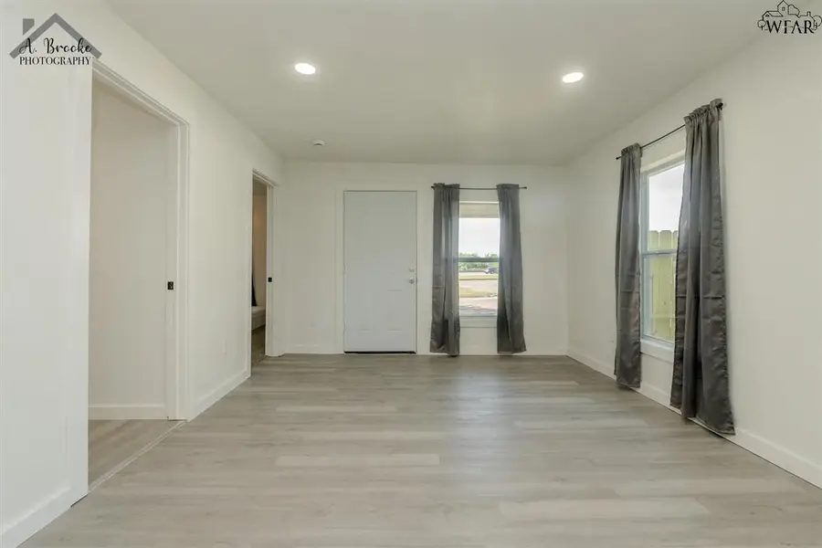 1616 PEARL AVENUE, Wichita Falls, TX 76301 - Image #3