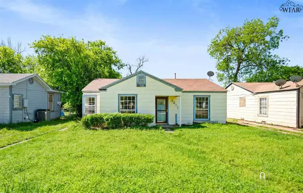 3211 YORK STREET, Wichita Falls, TX 76309