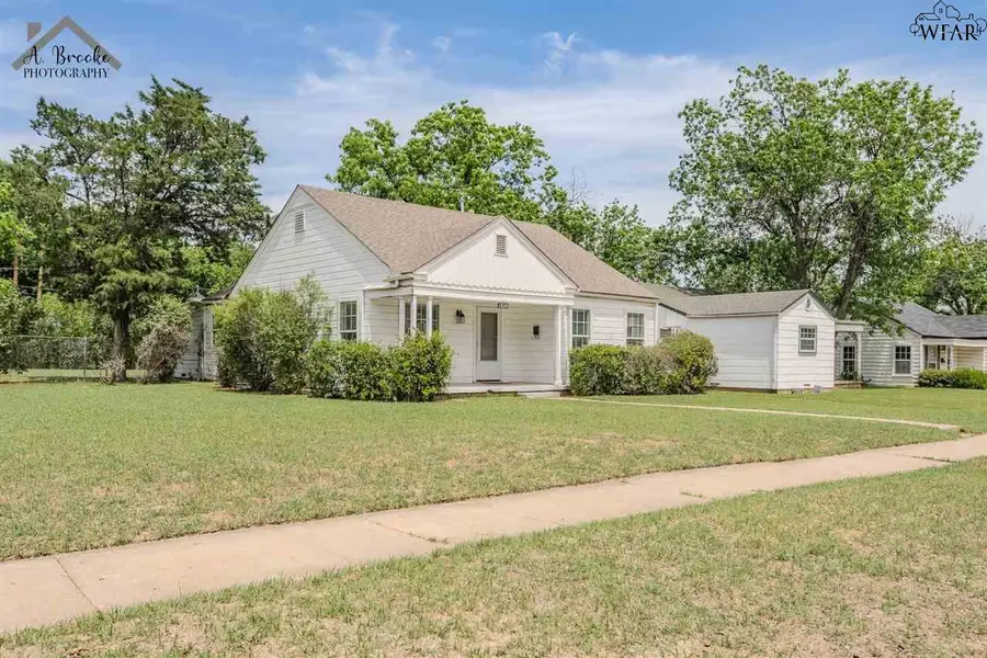 1820 WILSON AVENUE, Wichita Falls, TX 76301 - Image #2