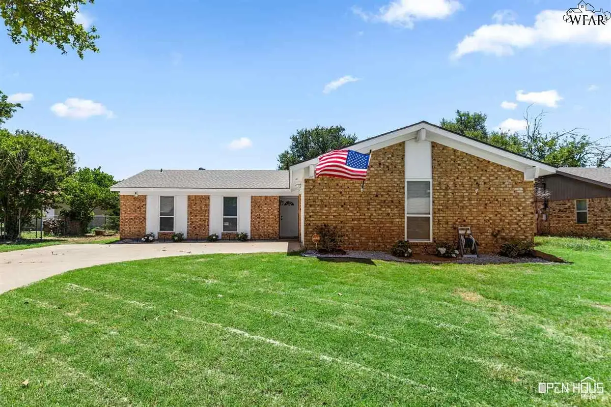 1320 AMHERST STREET, Burkburnett, TX 76354 - Image #1