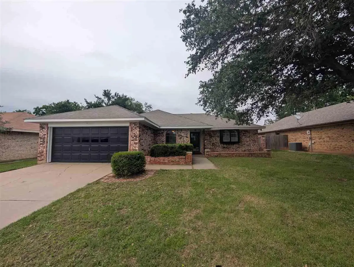 5132 LANGFORD LANE, Wichita Falls, TX 76310 - Image #1