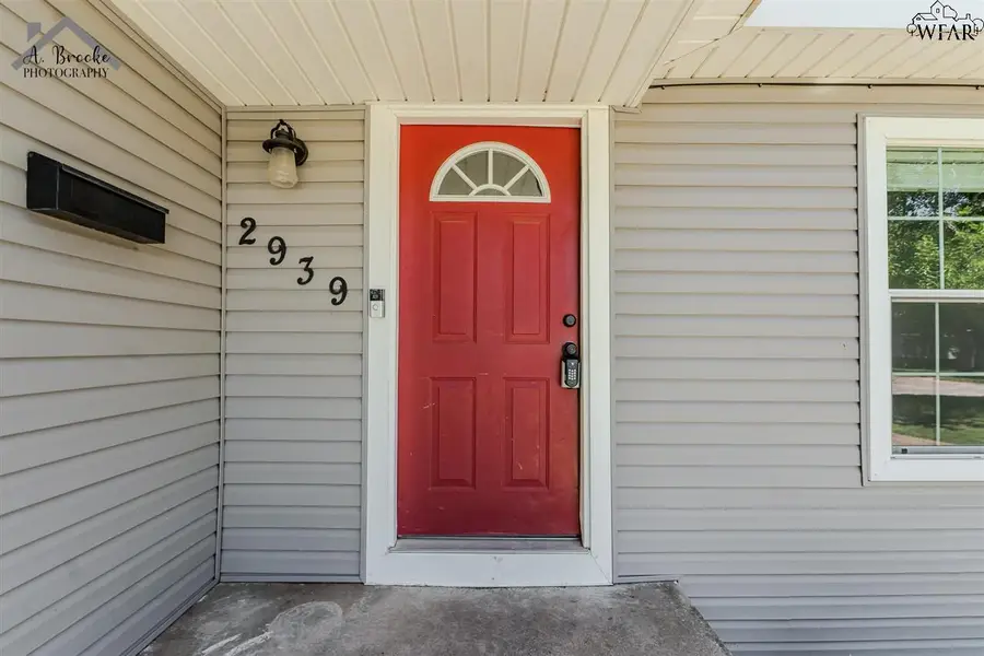 2939 HUNTER STREET, Wichita Falls, TX 76308 - Image #3
