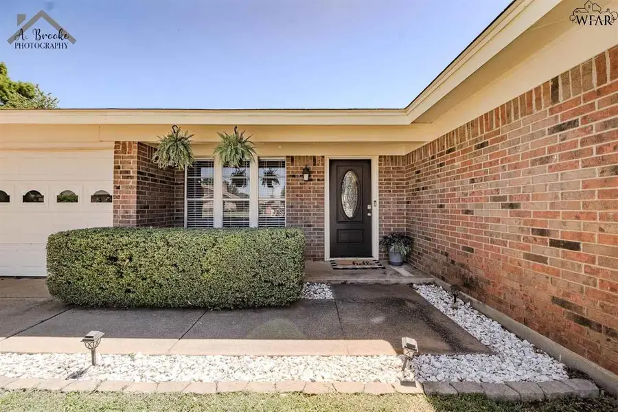 4705 TAMMY DRIVE, Wichita Falls, TX 76306 - Image #3