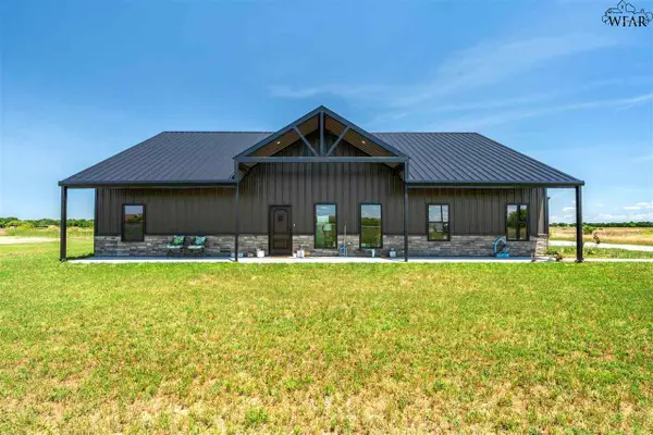 2411 RIFLE RANGE ROAD, Iowa Park, TX 76367