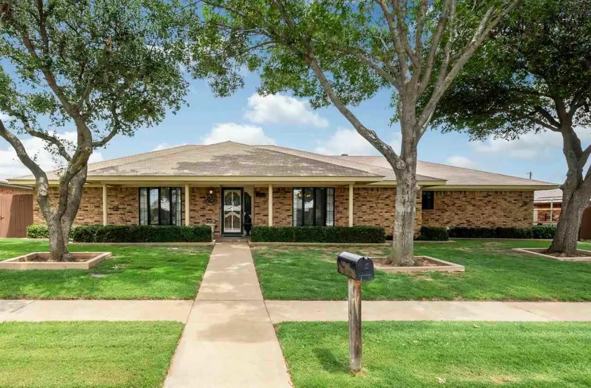 3 KAREN COURT, Wichita Falls, TX 76310 - Image #1