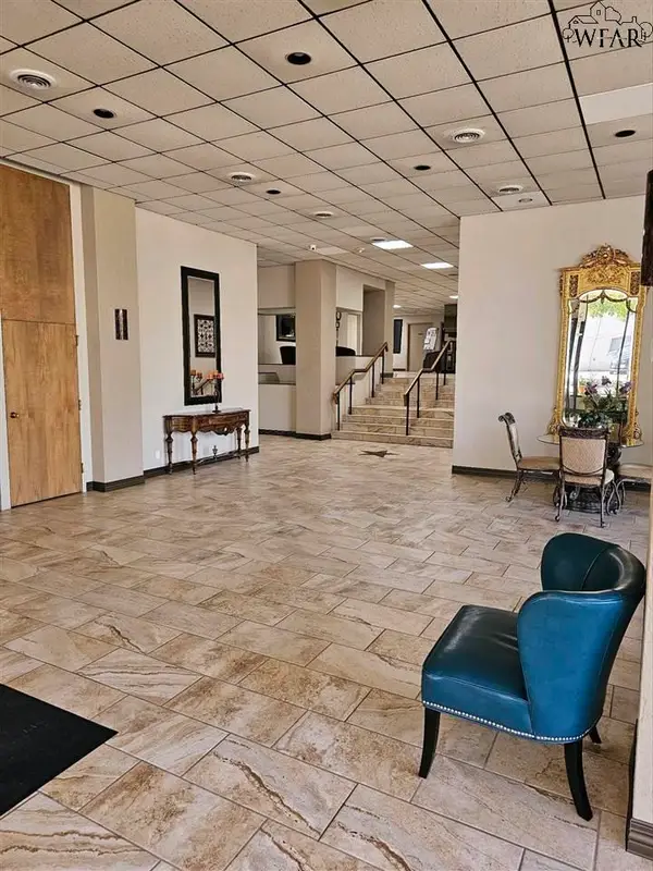 2100 SANTA FE STREET, Wichita Falls, TX 76309