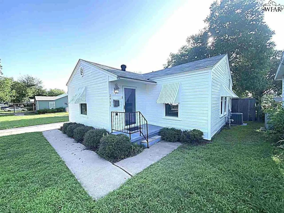 2711 LAWRENCE ROAD, Wichita Falls, TX 76309 - Image #1