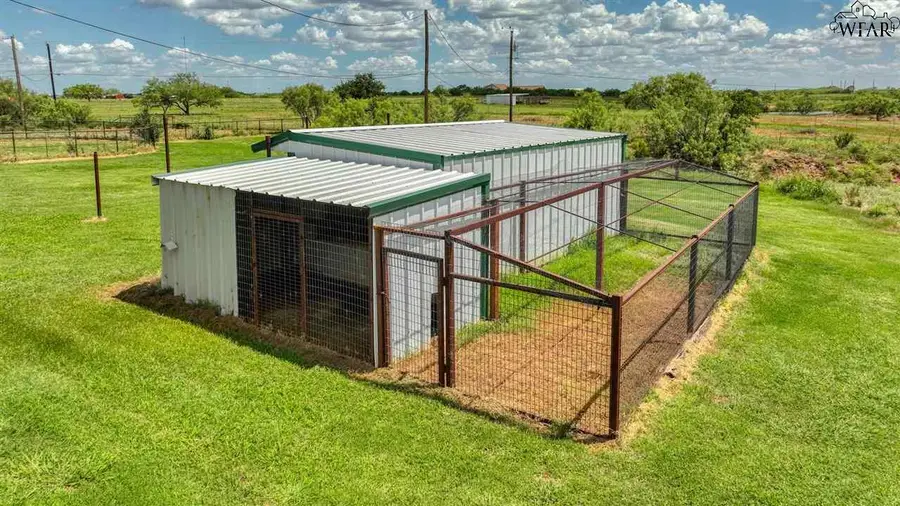 2460 WRANGLERS RETREAT, Wichita Falls, TX 76310 - Image #3