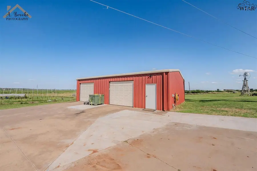 2 GILBERT ROAD, Burkburnett, TX 76354 - Image #3