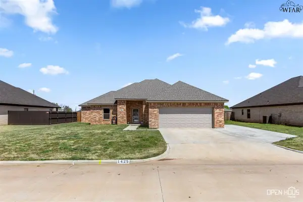 1425 AMHERST STREET, Burkburnett, TX 76354