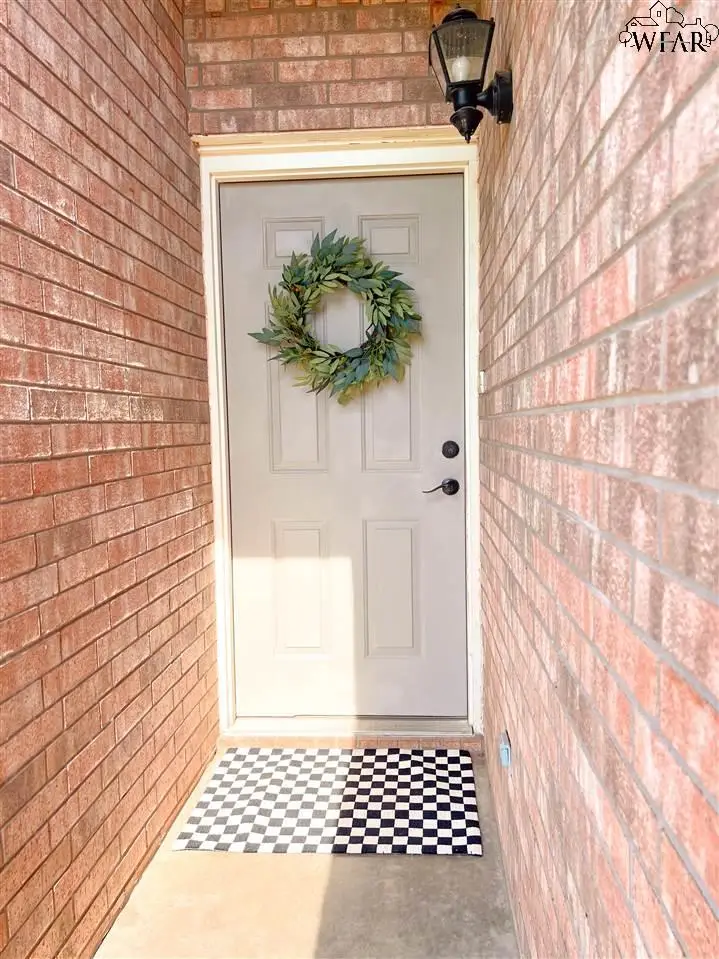 818 S OAK STREET, Archer City, TX 76351 - Image #3