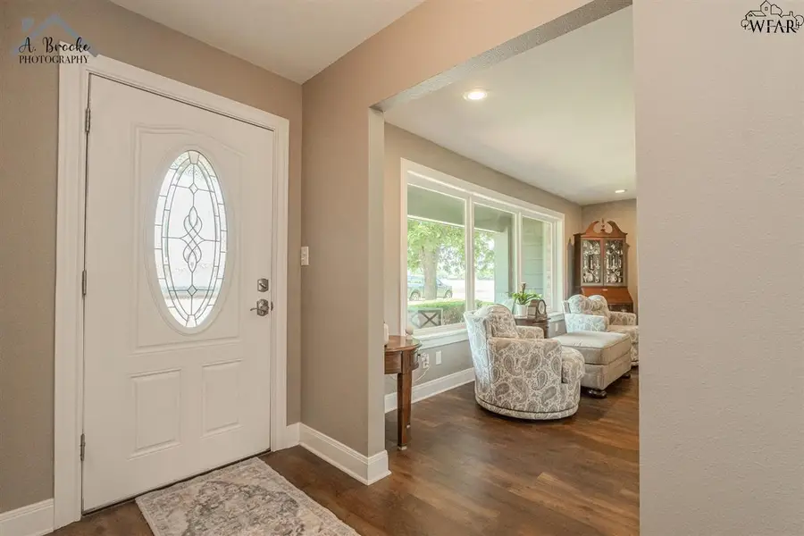 4202 BISMARCK STREET, Vernon, TX 76384 - Image #3