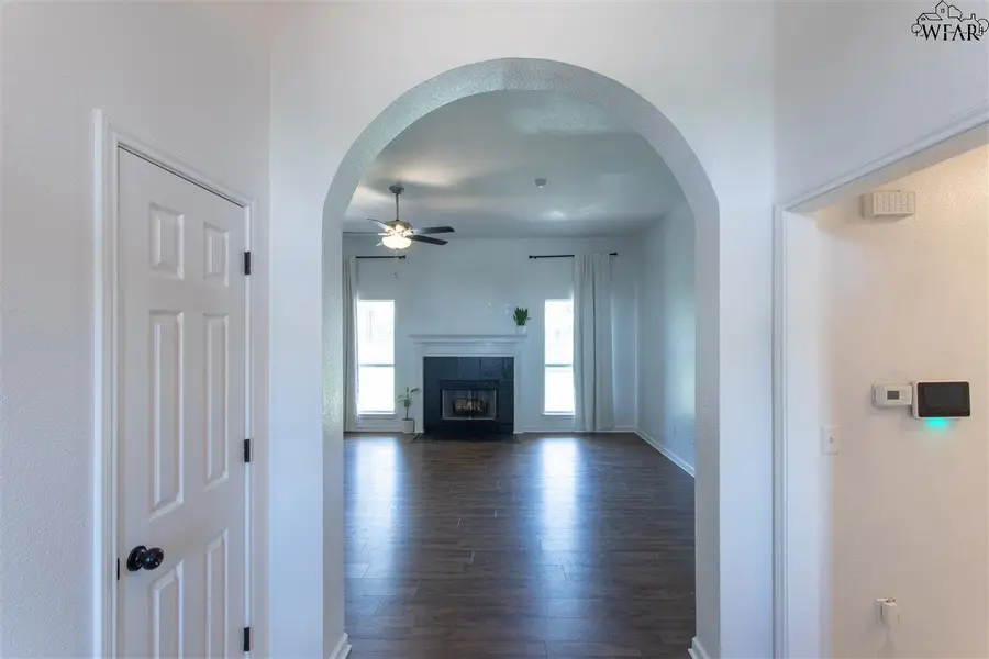 6051 LACI LANE, Wichita Falls, TX 76310 - Image #2