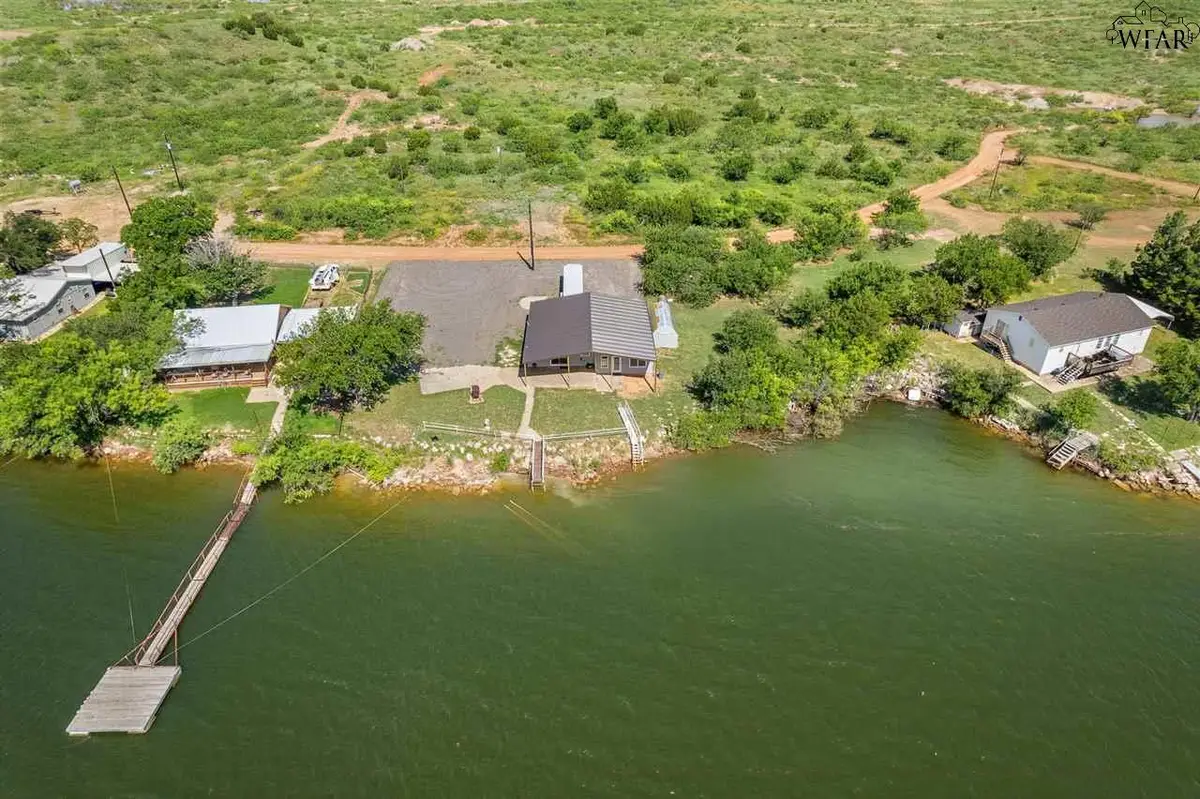 894 W MOONSHINE ROAD, Seymour, TX 76380 - #1