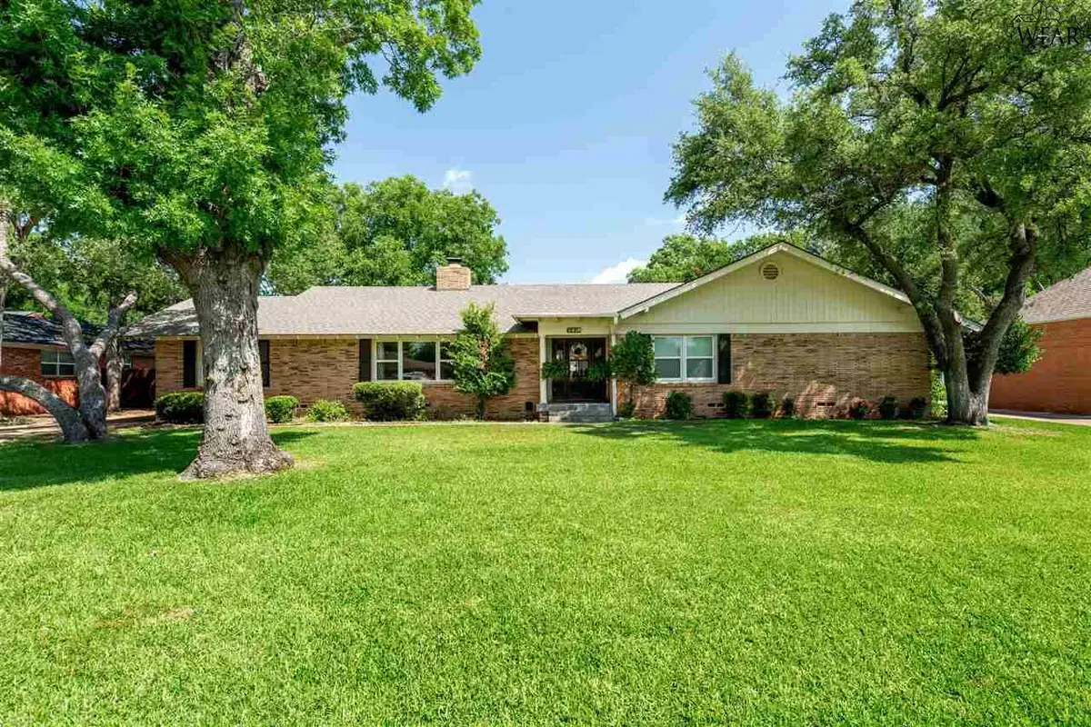 2618 BRETTON ROAD, Wichita Falls, TX 76308 - Image #1