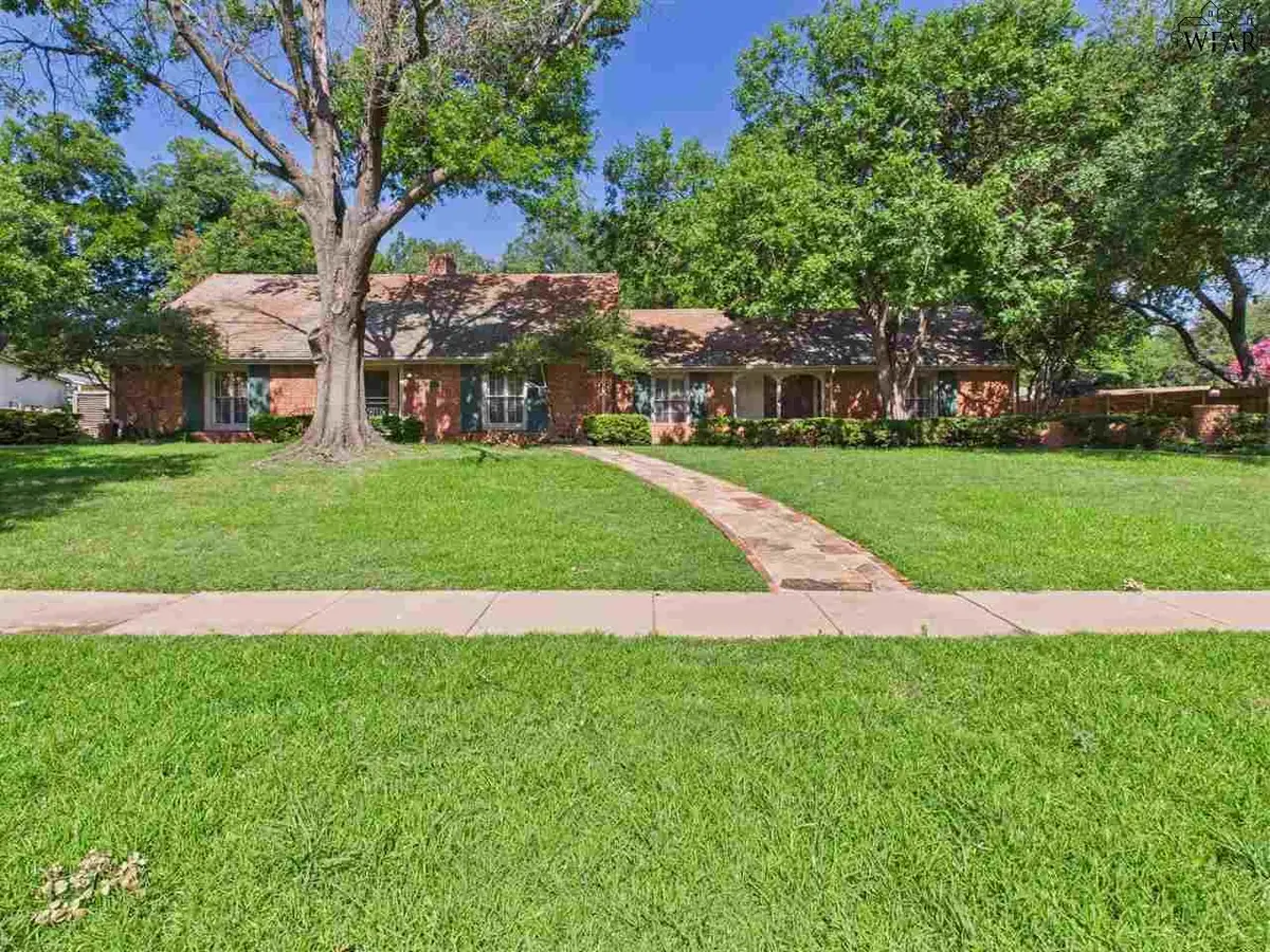 3002 MARTIN BOULEVARD, Wichita Falls, TX 76308 - Image #1