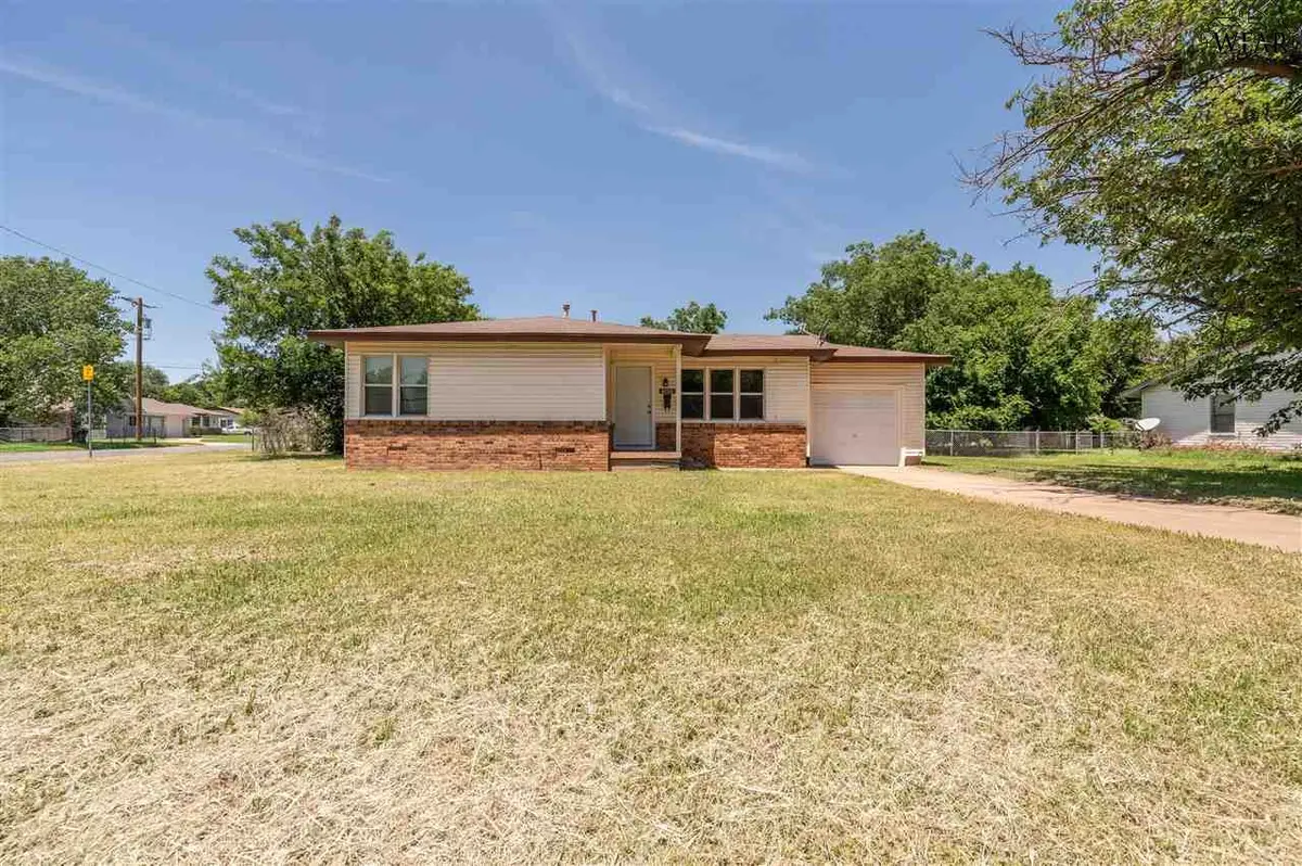 408 PEACH STREET, Burkburnett, TX 76354 - Image #1